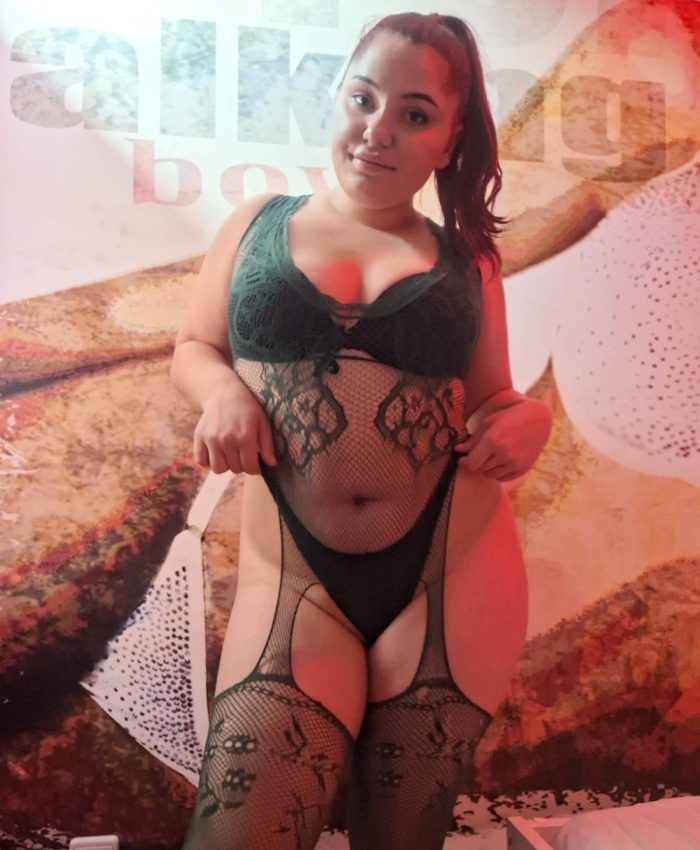 TEEN Barbi